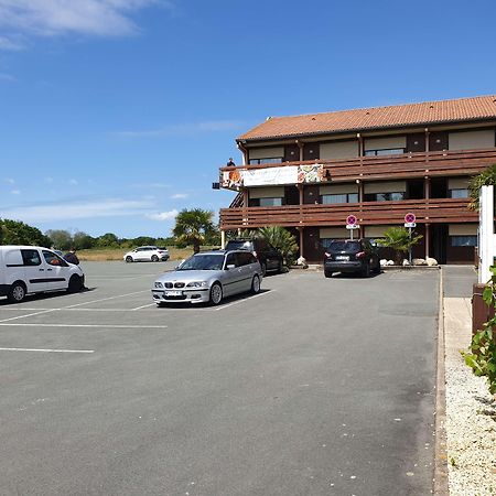 Campanile La Rochelle Nord - Puilboreau Chagnolet Hotel Bagian luar foto